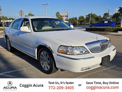 2007 Lincoln Town Car Signature