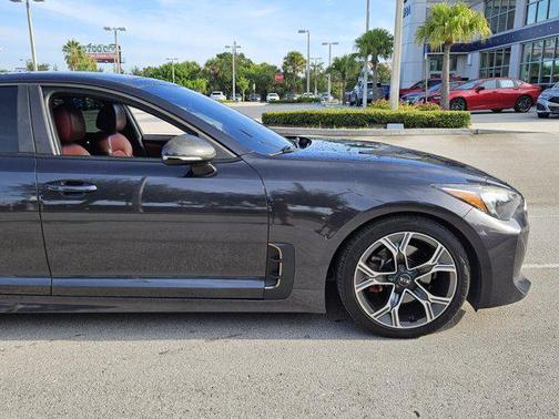 2020 Kia Stinger GT-Line