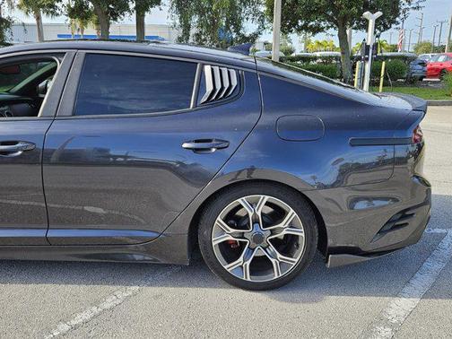 2020 Kia Stinger GT-Line