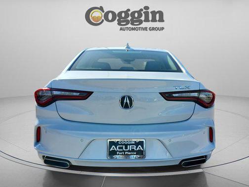 2025 Acura TLX Technology