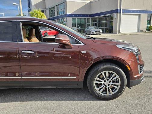 2022 Cadillac XT5 Premium Luxury