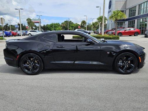 2022 Chevrolet Camaro 1LT