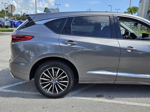 2025 Acura RDX Advance Package