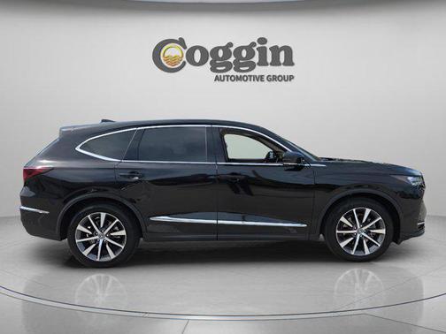 Majestic Black Pearl 2025 Acura MDX Technology Package