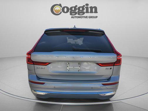 2022 Volvo XC60 B6 Inscription