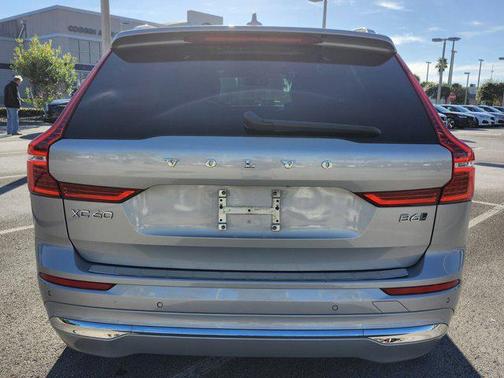 2022 Volvo XC60 B6 Inscription