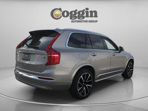 Bright Dusk Metallic 2023 Volvo XC90 B6 Plus 7-Seater