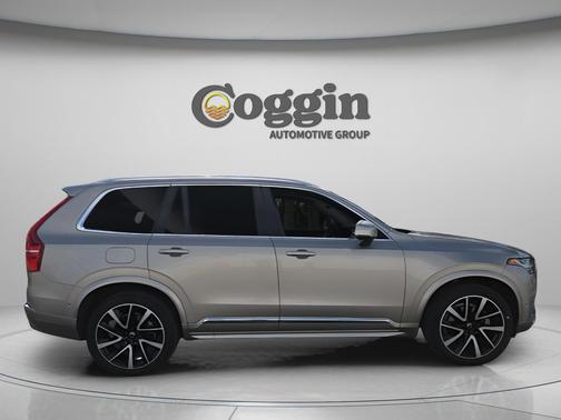 Bright Dusk Metallic 2023 Volvo XC90 B6 Plus 7-Seater