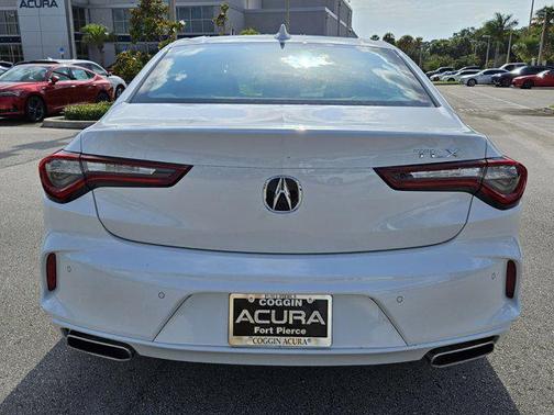 2025 Acura TLX Technology