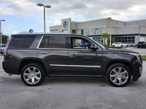 2018 Cadillac Escalade Premium Luxury