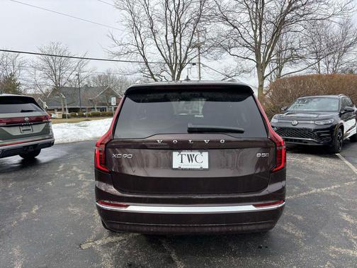 2026 Volvo XC90 Plus, B5 AWD Gas (mild hybrid), Gasoline, Bright, 7 Seats