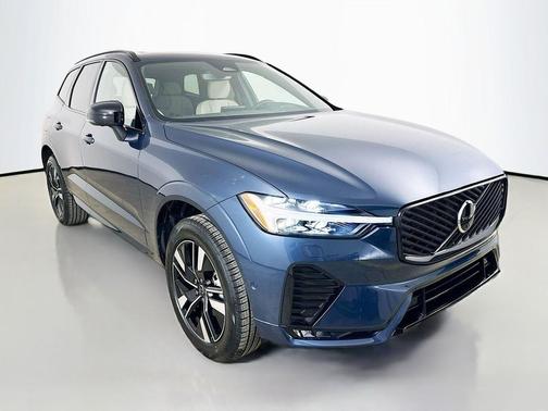 Denim Blue Metallic 2026 Volvo XC60 B5 Plus