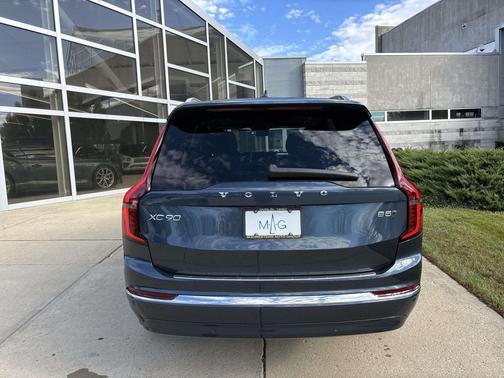 Denim Blue Metallic 2026 Volvo XC90 Plus, B5 AWD Gas (mild hybrid), Gasoline, Bright, 7 Seats