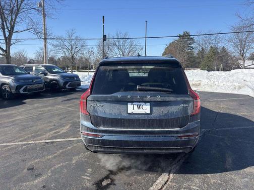 2026 Volvo XC90 Ultra Dark Theme, B6 AWD Gas (mild hybrid), Gasoline, 7 Seats