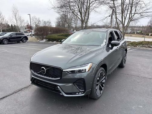 2026 Volvo XC60 B5 Ultra