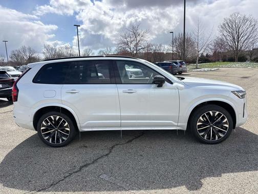 2026 Volvo XC90 Plug-In Hybrid Ultra Dark Theme, T8 AWD, Electric/Gasoline, 6 Seats