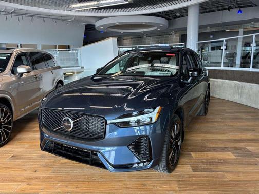 2026 Volvo XC60 B5 Core