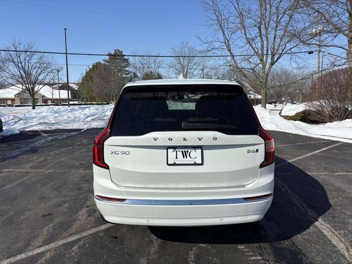 2026 Volvo XC90 Plus, B6 AWD Gas (mild hybrid), Gasoline, Bright, 7 Seats