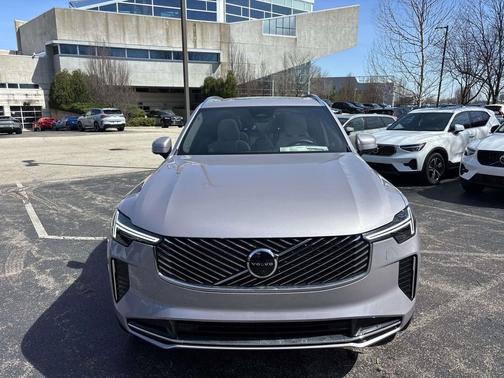 Aurora Silver 2026 Volvo XC90 Plus, B5 AWD Gas (mild hybrid), Gasoline, Bright, 7 Seats