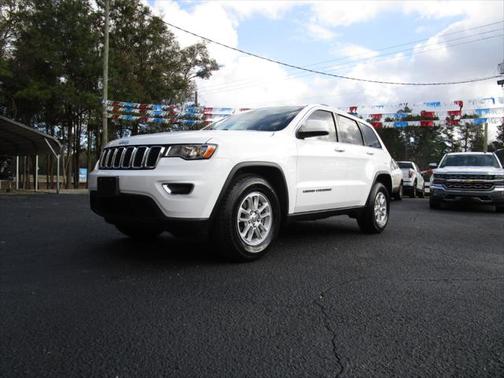 2020 Jeep Grand Cherokee Laredo