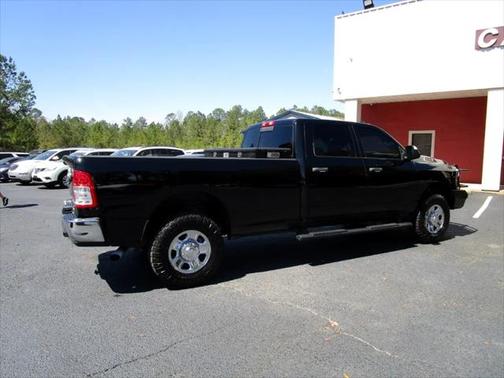 2021 RAM 3500 Tradesman 4x4 Crew Cab 8' Box