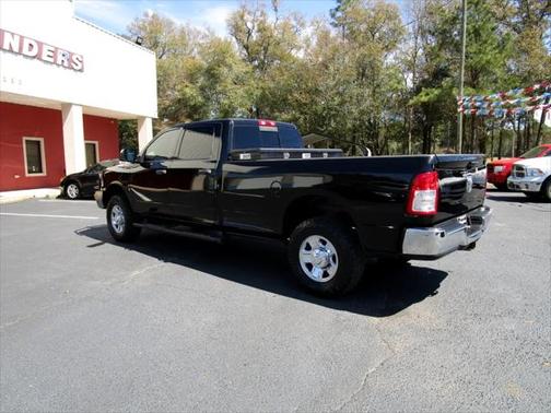 2021 RAM 3500 Tradesman 4x4 Crew Cab 8' Box