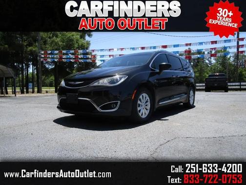 Black 2019 Chrysler Pacifica Touring L