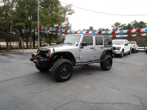 2013 Jeep Wrangler Unlimited Freedom Edition