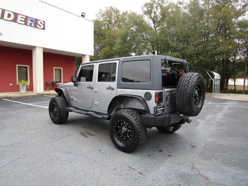 2013 Jeep Wrangler Unlimited Freedom Edition