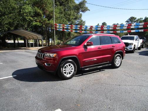 2018 Jeep Grand Cherokee Laredo E