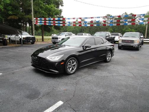 Black 2020 Hyundai SONATA SEL