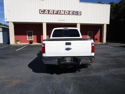 2014 Ford F-250 4WD Crew Cab 156'' Lariat
