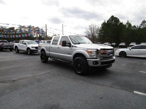 2016 Ford F-250 4WD Crew Cab 156'' Lariat