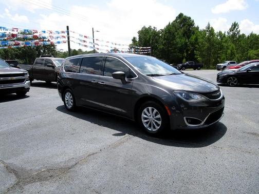 2018 Chrysler Pacifica Touring Plus