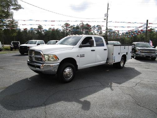 2015 RAM 3500 4WD Crew Cab 172'' WB 60'' CA Tradesman
