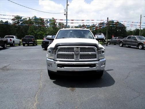 2018 RAM 3500 Laramie 4x4 Crew Cab 8' Box