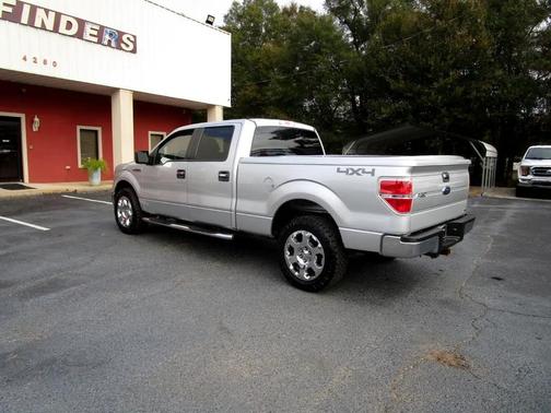 2010 Ford F-150 XLT SuperCrew