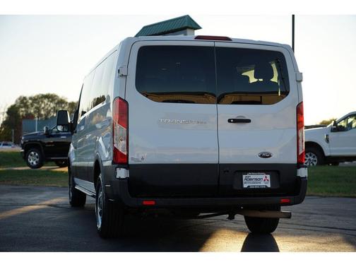 2021 Ford Transit-350 XL