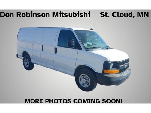 Summit White 2016 Chevrolet Express 2500 Work Van