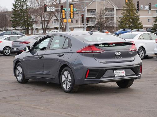 2018 Hyundai IONIQ Hybrid Blue
