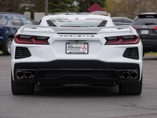 Arctic White 2023 Chevrolet Corvette Stingray w/3LT