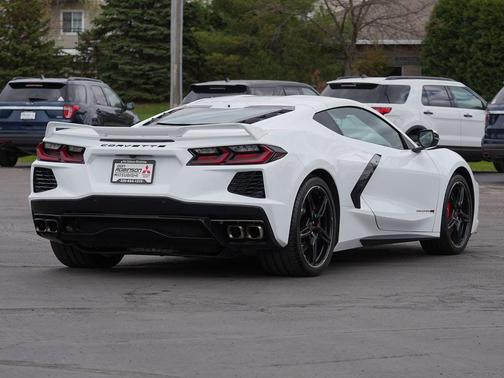Arctic White 2023 Chevrolet Corvette Stingray w/3LT