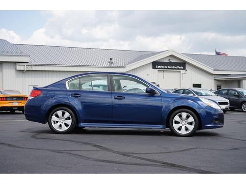 2011 Subaru Legacy 2.5i Premium