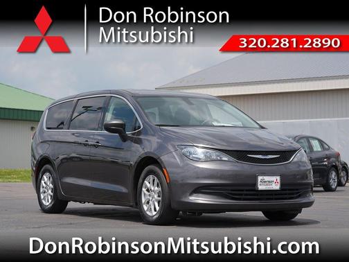 Granite Crystal Clearcoat Metallic 2020 Chrysler Voyager LX