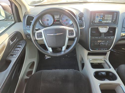 2015 Chrysler Town & Country Touring