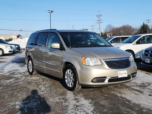 2015 Chrysler Town & Country Touring