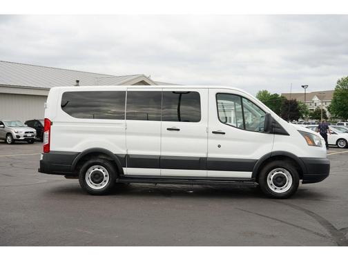 2016 Ford Transit-150 XL