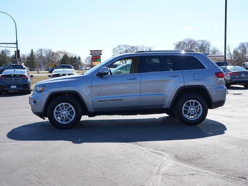 2020 Jeep Grand Cherokee Laredo E