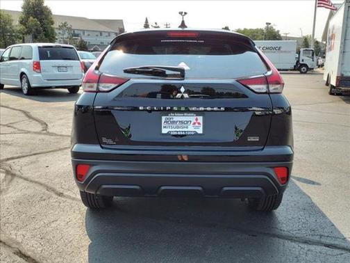 2024 Mitsubishi Eclipse Cross LE