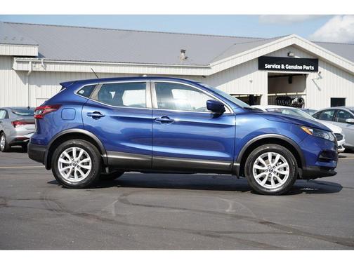 2022 Nissan Rogue Sport S